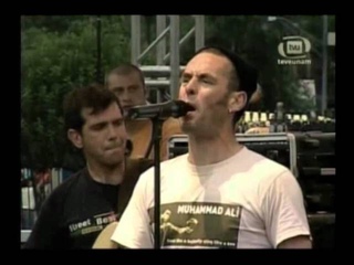 09 Banda Bassotti - Bandiera Rossa / Mockba 993 (Zócalo de México)