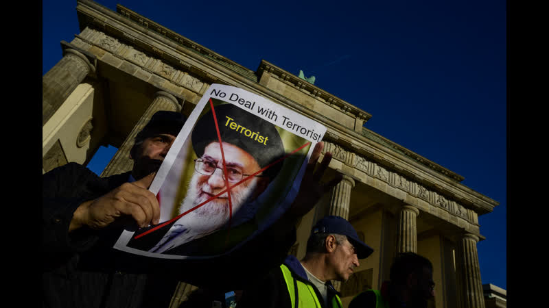 LIVE: Demonstration in Berlin unter dem Motto Solidarität mit den Protestierenden im
