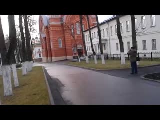 Покровский Хотьков  монастырь.Видео прогулки с мобильным. Путешествие по России.