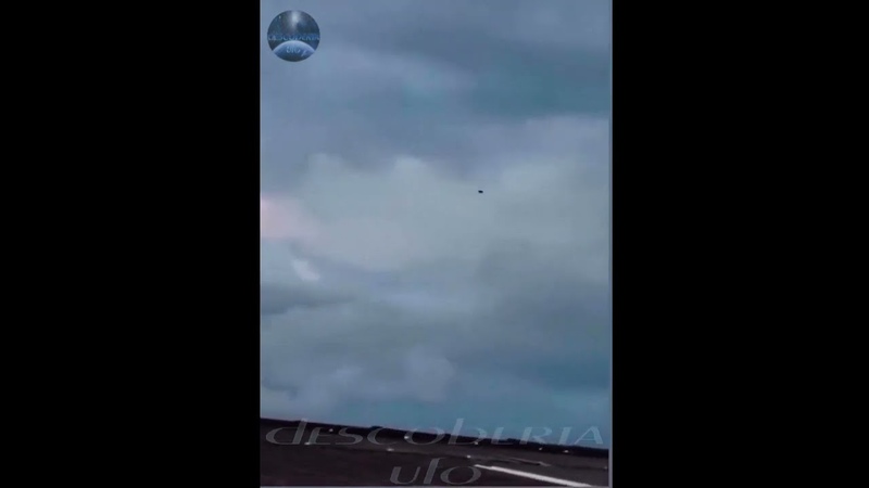 OVNI Filmado no Céu da Espanha UFO Filmed in the Sky of Spain