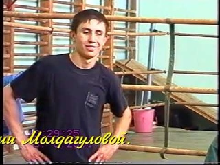 Геннадий Геннадьевич Головкин - GGG жаттыу стінде... Будущий... знаменитый чемпион на тренировке.