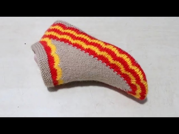 Favourite fit booties of all easiest and simple knitted