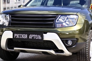 Решетка радиатора с сеткой металлик/черный Renault Duster, 2015-н.в. ()