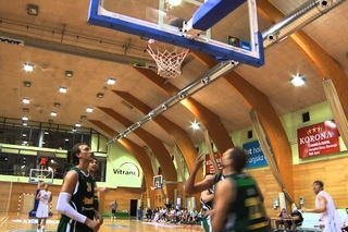 Pre-season: Anadolu Efes-Khimki Highlights