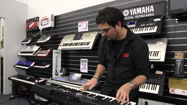 Yamaha PSR E333