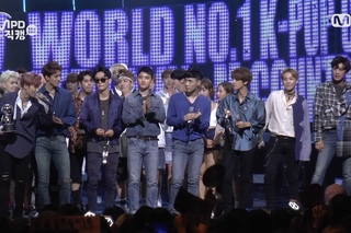 [MPD직캠] EXO Louder (로또 Lotto) 1stWin MNET MCOUNTDOWN @엠카운트다운_160825