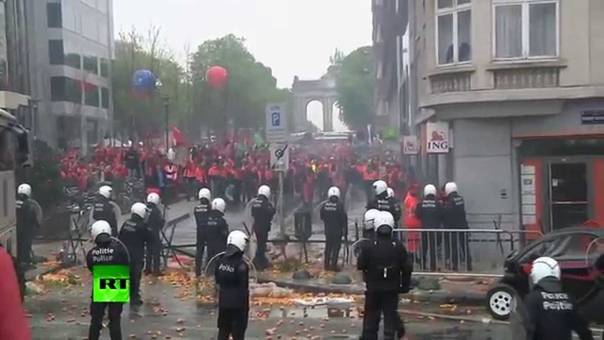 Shower to the People Water cannon used against protesters in