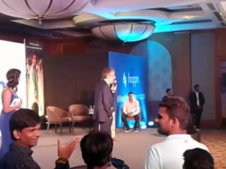 Hrithik Roshan Launches Happn App