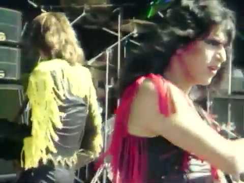 Twisted Sister Live At Reading