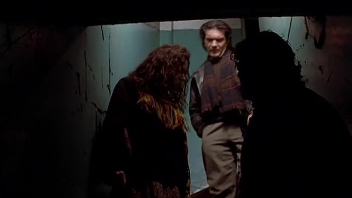 Of love and shadows ( De amor y de sombras) 1994