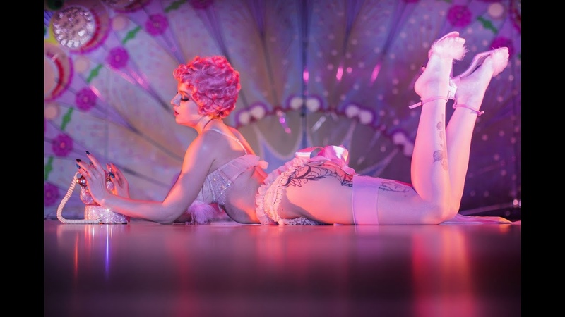 Yana Feuer ( Russian Burlesque Festival