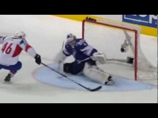 Чемпионат Мира 2010. Буллит Матиса Улимба одной рукой!