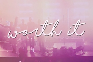 Tokio Hotel//Worth it (happy new year)