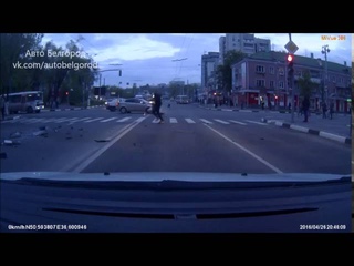 Полицейский УАЗ делает сальто