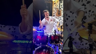 Not a doctor in sight (our drummer made sure!)