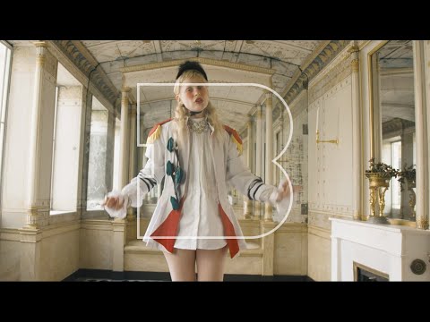 Petite Meller ft. HYENA dying out of love, A Take Away