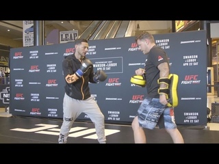 UFC Fight Night 108: Lobov vs. Swanson. Фрагменты открытой тренировки.
