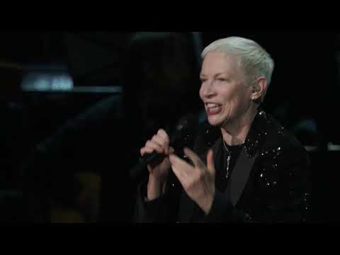 HQ Annie Lennox Both Sides Now (honoring Joni Mitchell