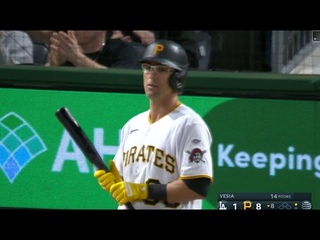 Drew Maggi makes MLB debut at 33 years old & 1,154 Minor League games, gets awesome ovation!