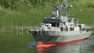 Огромную копию ракетного крейсера, в котором помещаются 2 человека, построили в Кстовском районе