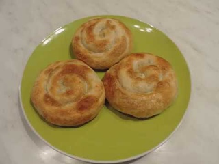 ПОНРАВЯТСЯ  Всем!  УЛИТКИ  с  Мясом!  Мясные пироги. Вытяжное тесто. ГОТОВИМ  ДОМА,