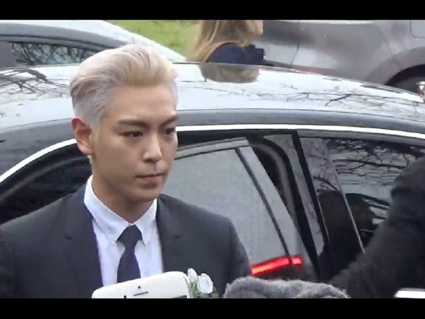 탑 Big Bang Paris 23 january 2016 Fashion Week show