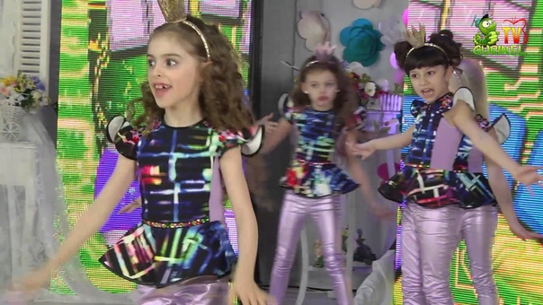 Izabell, Romina, Bianca, Masha, Nicole, Andreea ( Lollipops) Navigham pe