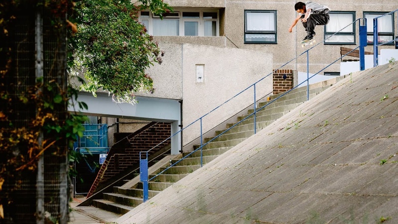 Daryl Dominguez Pissing