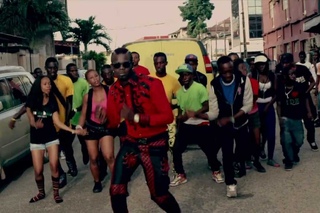 GANGNAM STYLE -AFRICAN reply