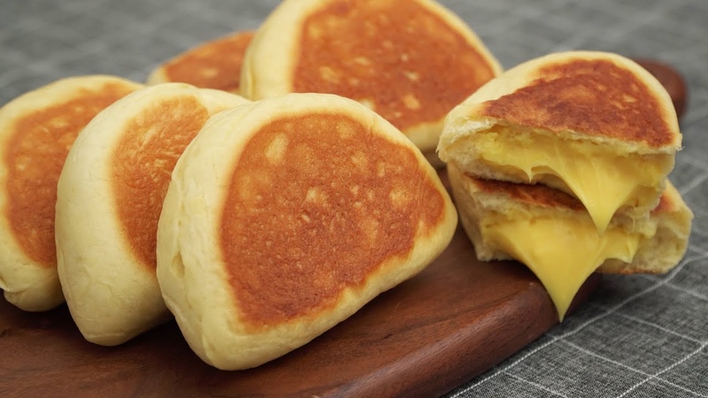 Custard Cream Bun No