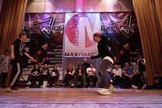 Palamar vs Pootr /House pro/ Max Dance battle