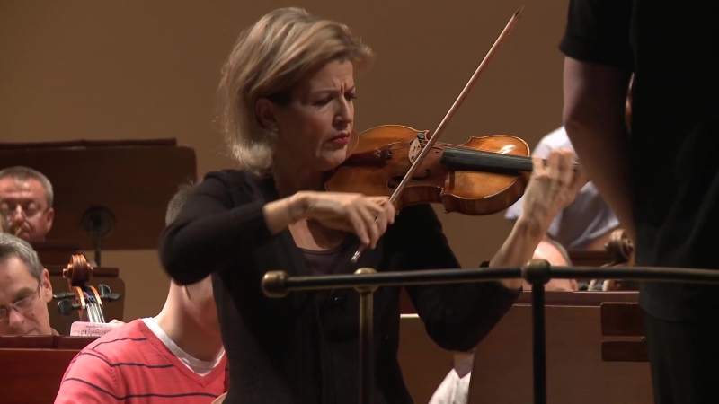 Anne Sophie Mutter interview (Česká filharmonie Czech