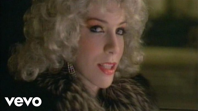 Eurythmics, Annie Lennox, Dave Stewart Love Is a Stranger ( Official
