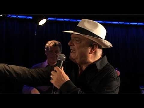 French Latino Clip Guarda la