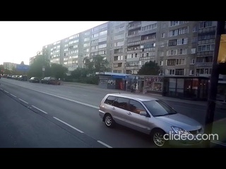 ВМЗ-52981. (431). Брутальный полёт осенним вечером по 5 маршруту. Петрозаводск.