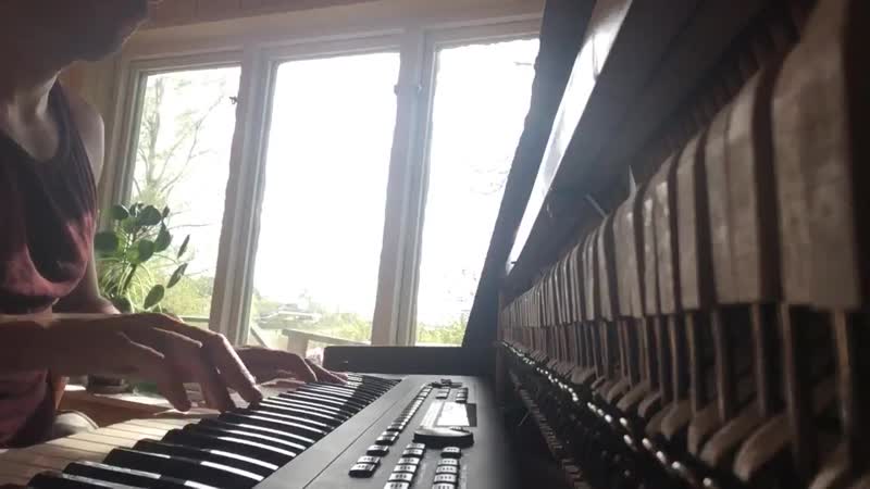A little keys, synth bass split