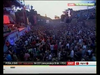 Dubfire live at EXIT FESTIVAL 08 - Dropping bomb at beginning of set
