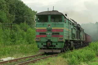 [ЧФМ] Тепловоз 3ТЭ10М-1042 близ о.п. Медвежа / [CFM] 3TE10M-1042 near Medveja stop