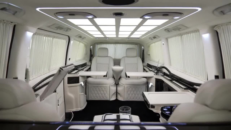 Mercedes Viano by