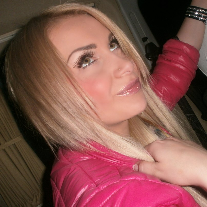 Аня Ландырева-Махиня ˜