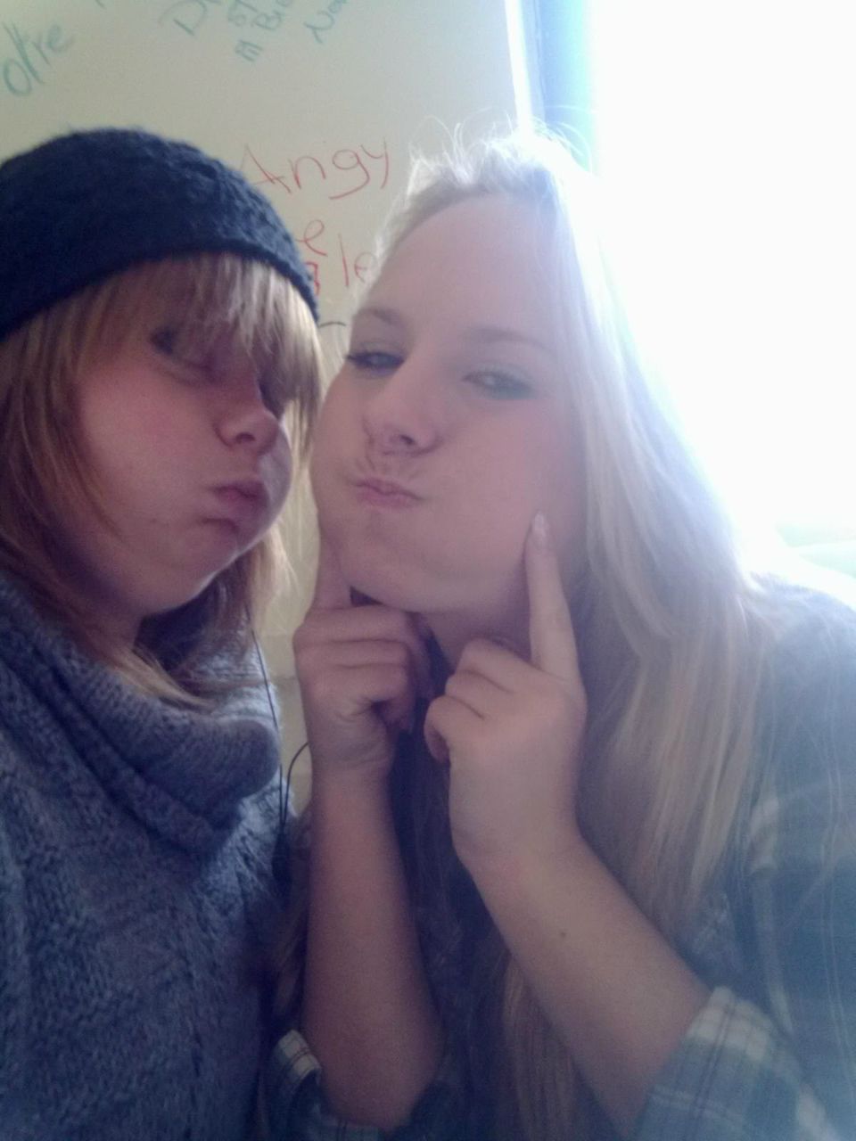 Fayina Braychenko (¯`'•.¸•°▪♥Amici♥▪°•¸.•'`¯) | Aversa