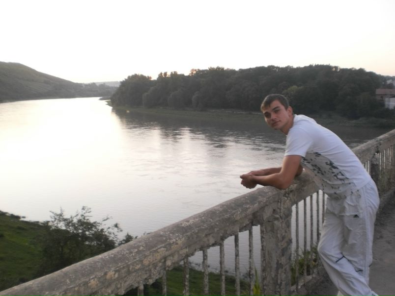 №11, Nicolae Papij, Los Angeles, США №11, Nicolae Papij, Los Angeles, США