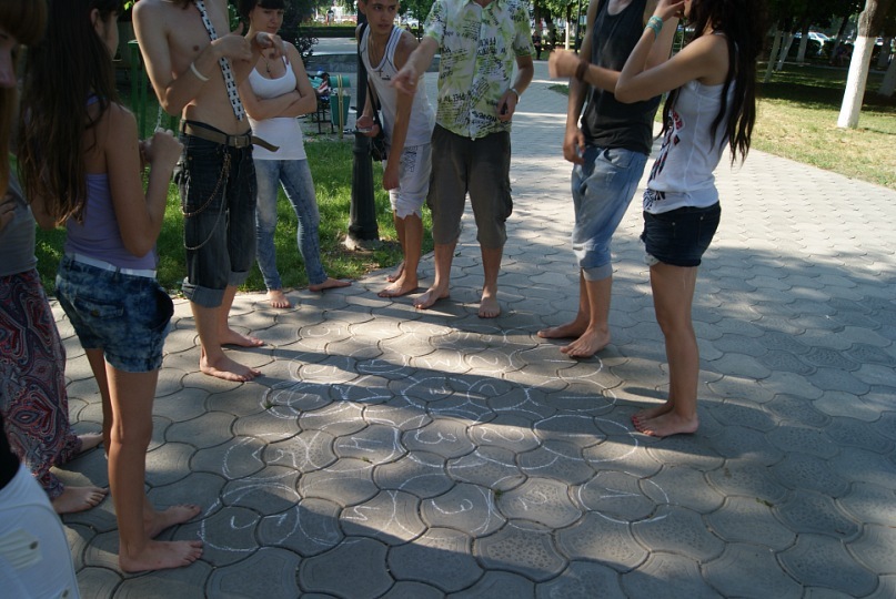 https://sun9-85.userapi.com/c4952/u20388608/137166603/y_5b103a41.jpg
