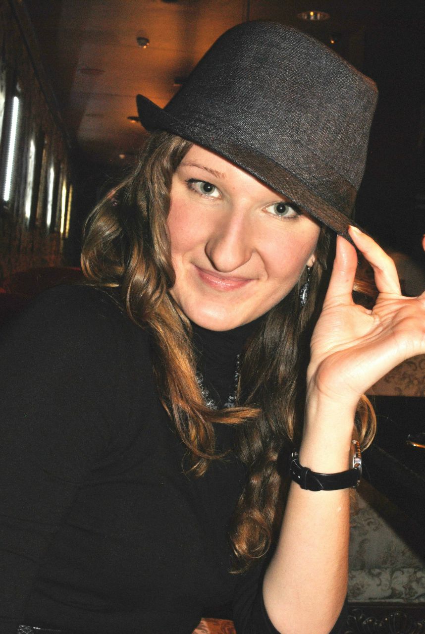 Елизавета Ханова | Москва