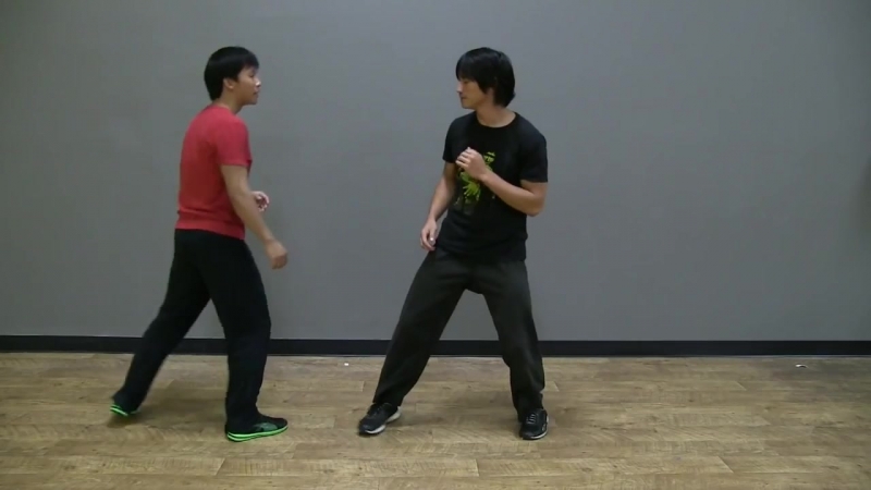 How to Quickly Attack and Retreat with Jeet Kune Do Pendulum