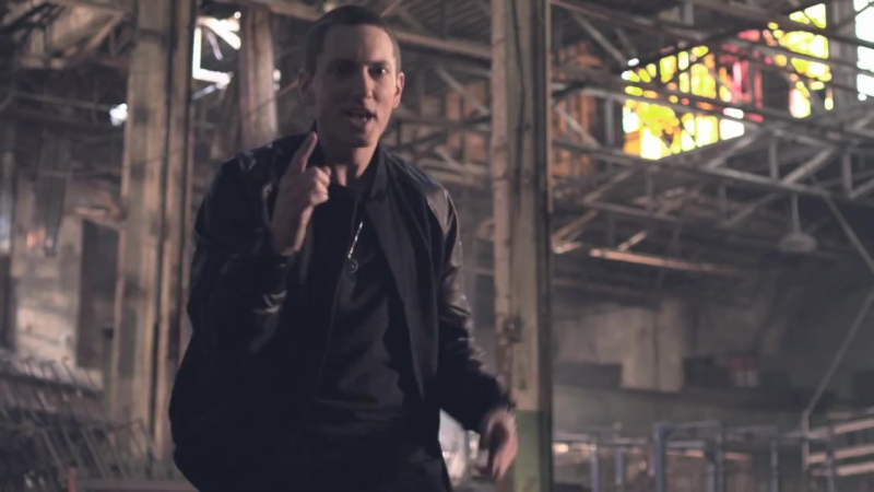 Bad Meets Evil Fast Lane ( Feat. Sky