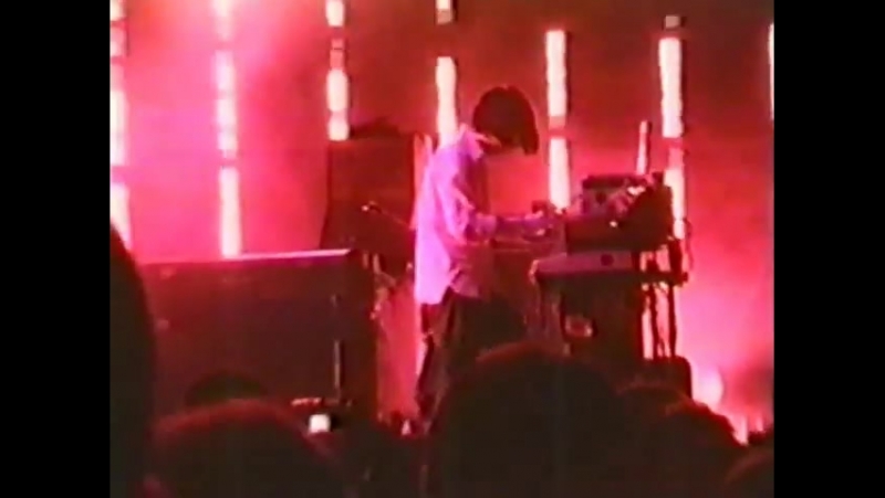 2003 07 21 Radiohead Ferrara, Italy Piazza del Castello 21,