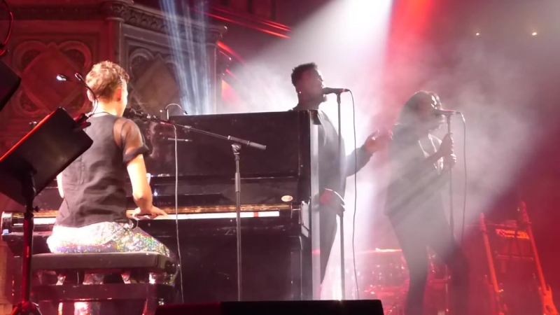 Santa Baby Olly Alexander ( Years Years), Anais Aida Joell Fender Union Chapel for