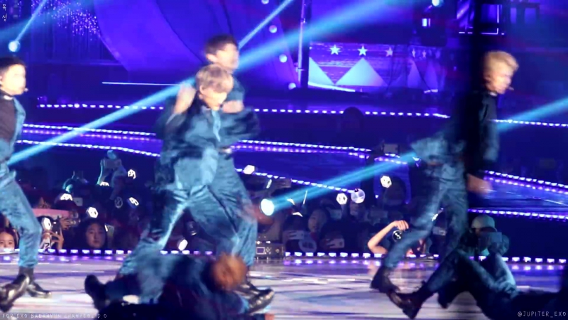 FANCAM 161119 EXO Monster Melon Music