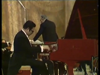 Хачатурян. Концерт-рапсодия для фортепиано с оркестром. Солист Николай Петров, дирижёт Арам Хачатурян. Запись 1974 года